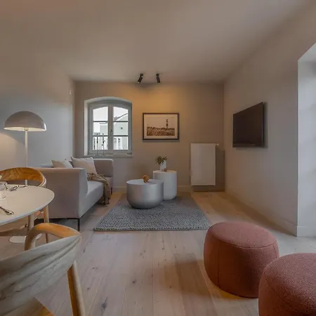 Seaside Lofts Im Herzen Von アパート